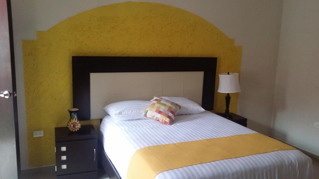 Hotel Quinta Marciala Mx Valladolid  Exterior photo